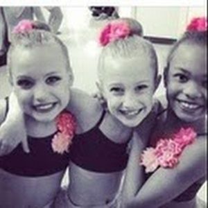 Meet your Posher, Mia